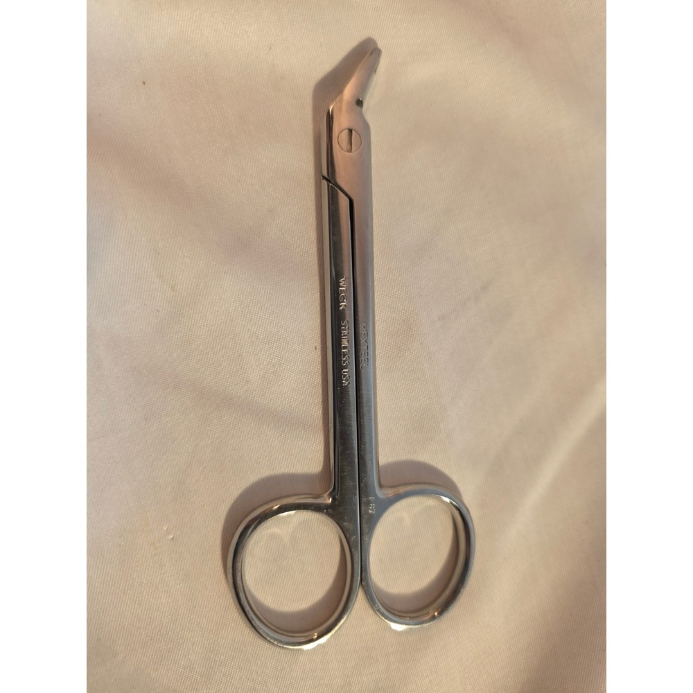Weck Stainless USA Wire Cutting Surgical Scissors 520130 Angled Tip 5 Inch